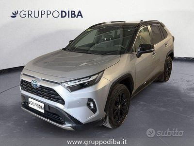 Usata Toyota RAV4 Hybrid Style 218 CV (160 kW) 2024 Argento SUV
