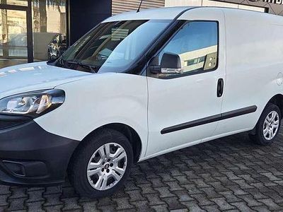 Usata Fiat Doblò Dynamic 105 CV (77 kW) 2021 Bianco Monovolume