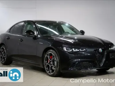 Nuova Alfa Romeo Giulia Veloce 209 CV (153 kW) 2025 Nero vulcano Berlina