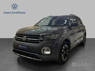 Usata VW T-Cross Sportline 95 CV (69 kW) 2023 Smoky grey metallizzato SUV