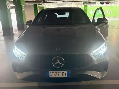 Usata Mercedes A200 AMG Line Premium 150 CV (110 kW) 2024 Grigio Berlina