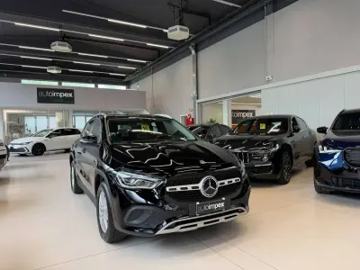 Usata Mercedes GLA200 163 CV (119 kW) 2022 Nero SUV