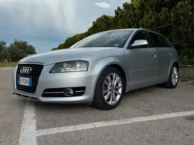 Usata Audi A3 105 CV (77 kW) 2011 Grigio Utilitaria