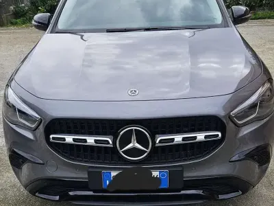 Usata Mercedes GLA200 Premium 150 CV (110 kW) 2024 SUV