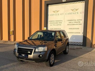 Usata Land Rover Freelander 2 160 CV (117 kW) 2010 Grigio SUV