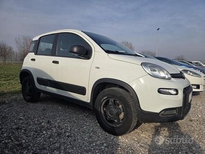 Usata Fiat Panda 4x4 69 CV (50 kW) 2020 Bianco Utilitaria