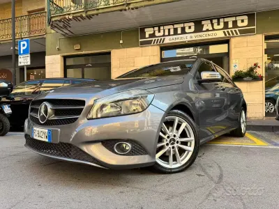 Usata Mercedes A180 Executive 109 CV (80 kW) 2013 Grigio Utilitaria