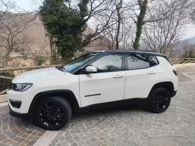 Usata Jeep Compass Night Eagle 131 CV (96 kW) 2021 SUV
