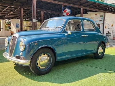Usata Lancia Appia 1950 Blu Berlina
