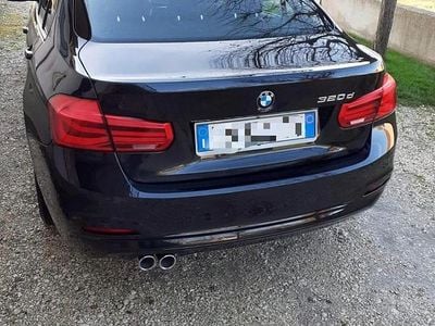 Usata BMW 320 190 CV (139 kW) 2016 Nero Berlina