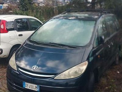 Usata Toyota Previa 116 CV (85 kW) 2001 Blu Monovolume