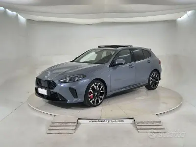 Usata BMW 120 Performance 163 CV (119 kW) 2025 Grigio Utilitaria