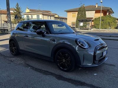 Usata Mini Cooper SE 75 kW (102 CV) 2021 Grigio Utilitaria