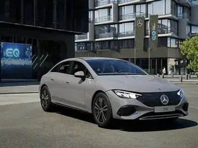 Neu Mercedes EQE300 Advanced Plus 108 kW (148 PS) 2026 Coupé