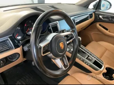 Usata Porsche Macan 245 CV (180 kW) 2018 Blu SUV
