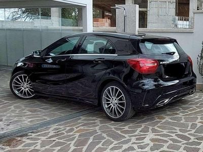 Usata Mercedes A180 Premium 109 CV (80 kW) 2016 Nero Berlina