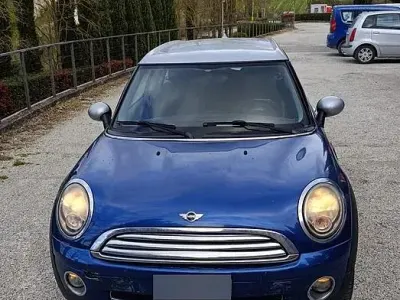 Begagnad Mini Cooper Clubman 120 HK (88 kW) 2008 Blå Kombi
