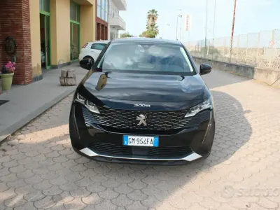 Usata Peugeot 3008 Allure 131 CV (96 kW) 2022 Nero SUV