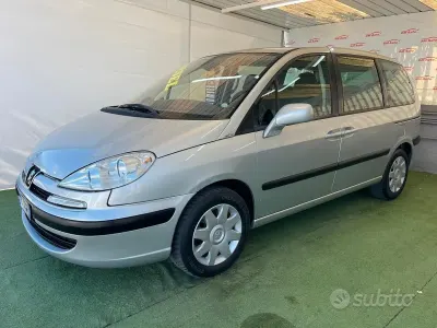 Usata Peugeot 807 136 CV (100 kW) 2007 Grigio Monovolume