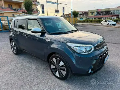 Usata Kia Soul 136 CV (100 kW) 2015 Bluazzurro SUV