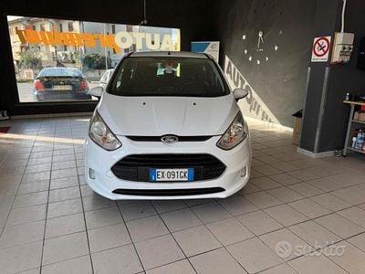 Usata Ford B-MAX Individual 95 CV (69 kW) 2015 Bianco Monovolume