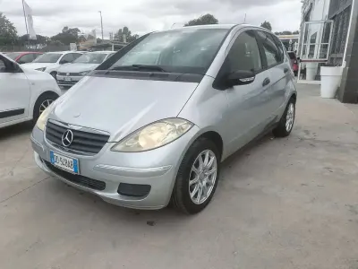 Usata Mercedes A150 Classic 95 CV (69 kW) 2005 Argento Monovolume