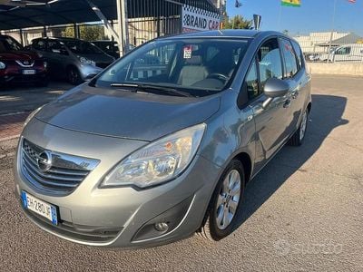 Usata Opel Meriva Cosmo 119 CV (87 kW) 2011 Grigio Monovolume