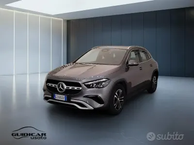 Usata Mercedes GLA180 Advanced 116 CV (85 kW) 2025 Grigio SUV