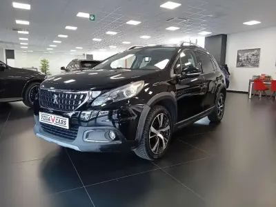 Usata Peugeot 2008 Allure 99 CV (72 kW) 2017 Nero SUV