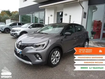 Usata Renault Captur Intens 101 CV (74 kW) 2020 Grigio SUV