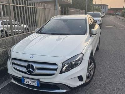 Mercedes GLA200