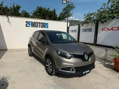 Usata Renault Captur Intens 90 CV (66 kW) 2016 SUV