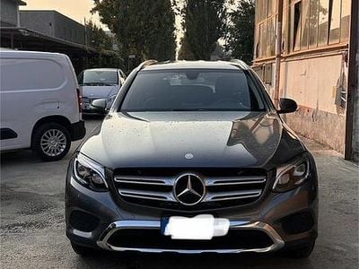 Usata Mercedes GLC250 211 CV (155 kW) 2017 Grigio Station wagon