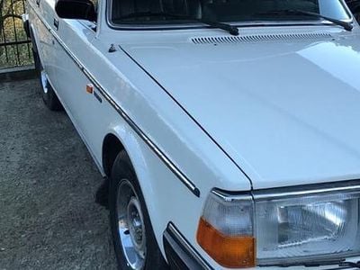 Brugt Volvo 240 82 HK (60 kW) 1985 Hvid Stationcar