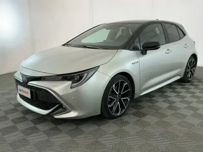 Usata Toyota Corolla Lounge 184 CV (135 kW) 2019 Argento
