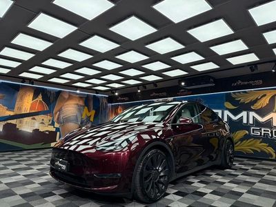 Usata Tesla Model Y Performance 392 kW (534 CV) 2023 Rosso SUV
