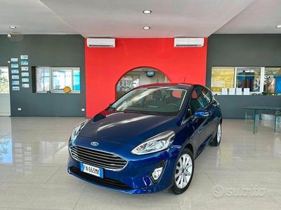 Usata Ford Fiesta Titanium 85 CV (62 kW) 2018 Blu Berlina