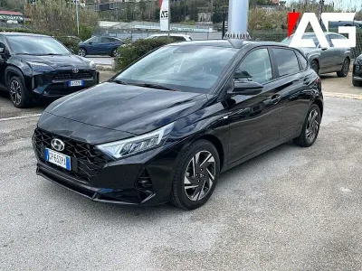 Usata Hyundai i20 101 CV (74 kW) 2023 Nero Utilitaria