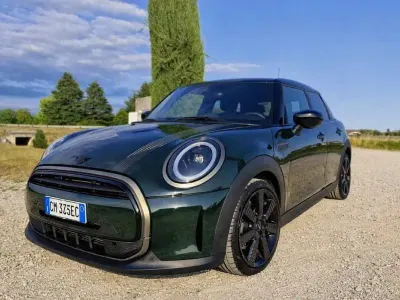 Usata Mini Cooper Resolute Edition 136 CV (100 kW) 2023 Verde Utilitaria
