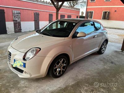 Usata Alfa Romeo MiTo 105 CV (77 kW) 2010 Beige Utilitaria