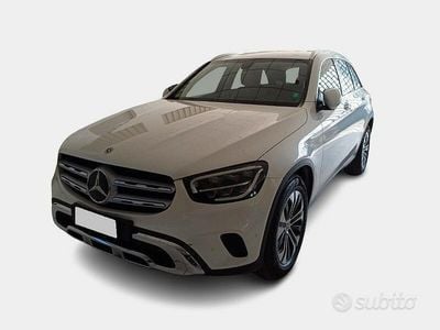 Mercedes GLC300