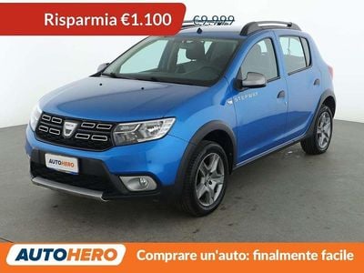 Usata Dacia Sandero Comfort 90 CV (66 kW) 2019 Blu/azzurro SUV