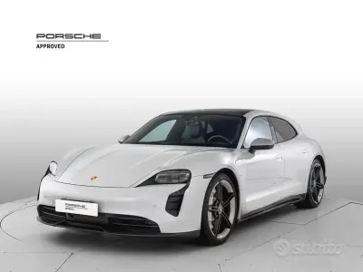 Usata Porsche Taycan Sport Turismo 119 kW (163 CV) 2022 Grigio Berlina