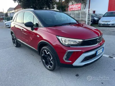 Usata Opel Crossland S 110 CV (80 kW) 2023 Rosso SUV