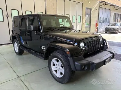 Usata Jeep Wrangler Unlimited Rubicon 177 CV (130 kW) 2007 Nero SUV
