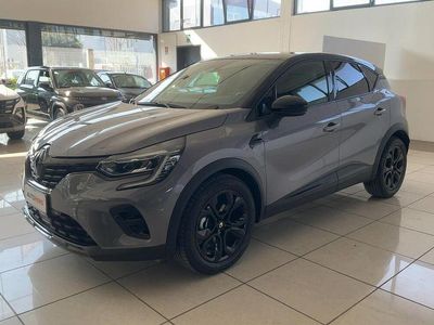 Second-hand Renault Captur Rive Gauche 143 CP (105 kW) 2022 Gri SUV