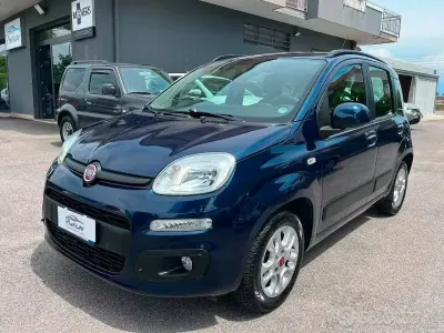 Usata Fiat Panda Lounge 69 CV (50 kW) 2018 Bluazzurro Utilitaria