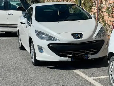 Usata Peugeot 308 CC 2009 Bianco Cabrio