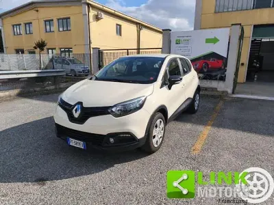 Usata Renault Captur Life 90 CV (66 kW) 2016 Beige SUV