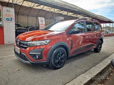 Usata Dacia Jogger Extreme 101 CV (74 kW) 2022 Arancione Monovolume